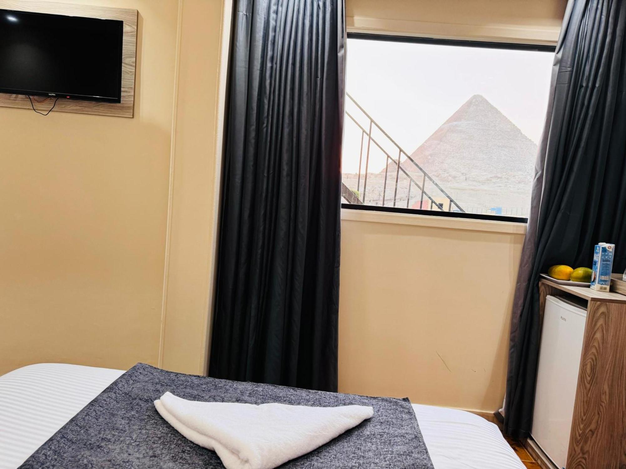 New Scarab Pyramids View Hotel Kafret el-Gabal Exterior foto