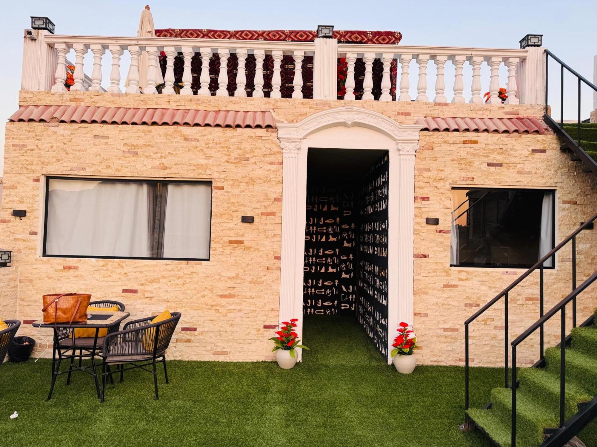 New Scarab Pyramids View Hotel Kafret el-Gabal Exterior foto